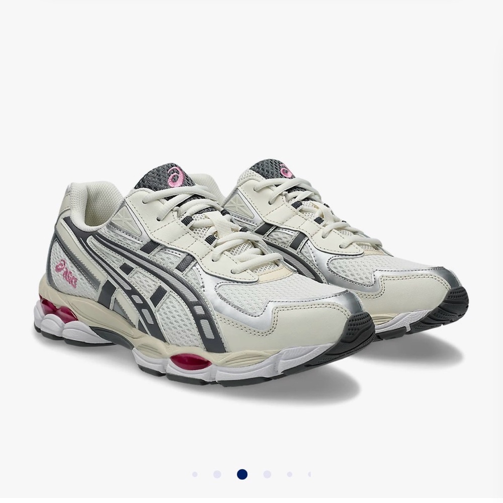 Asics GEL-NYC 2055 Running Shoes - Size 6